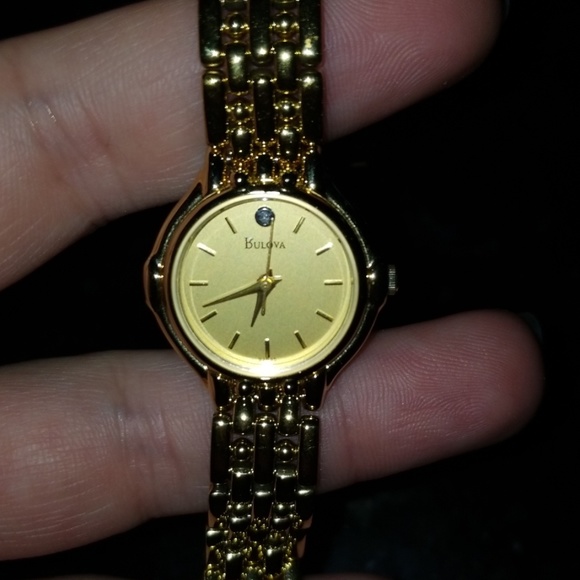 Watch - Picture 3 of 6